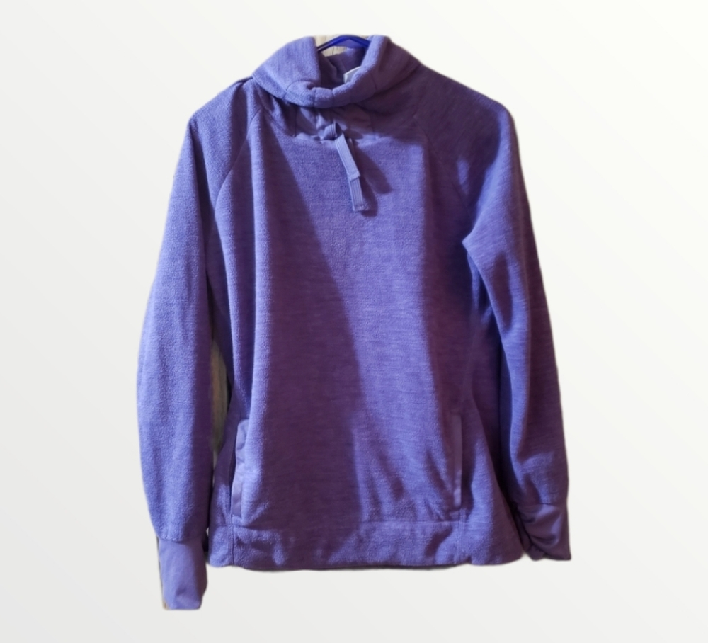 Old Navy Active Pullover Sweater size Small